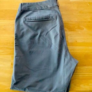 Women’s grey pixie pant